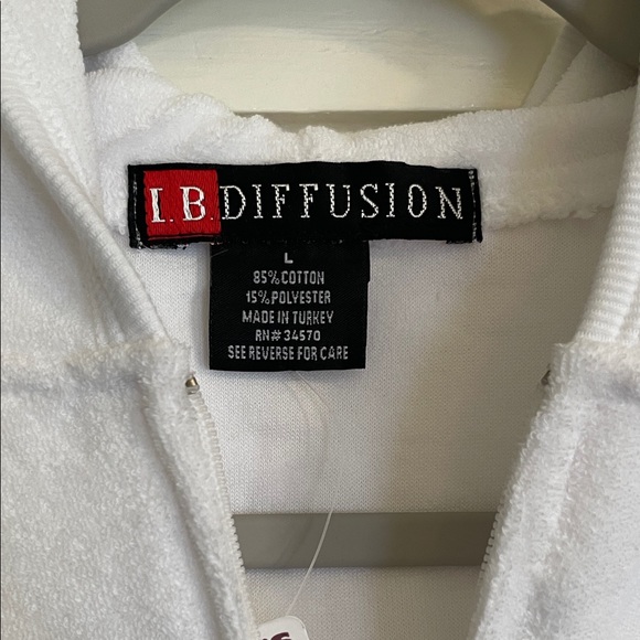 NWT Women's White Terry-Cloth Full-Zip Hoodie Size L - Picture 3 of 5